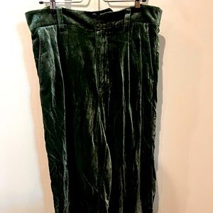 Madewell Wide-Leg Green Velvet Pant Size 14
